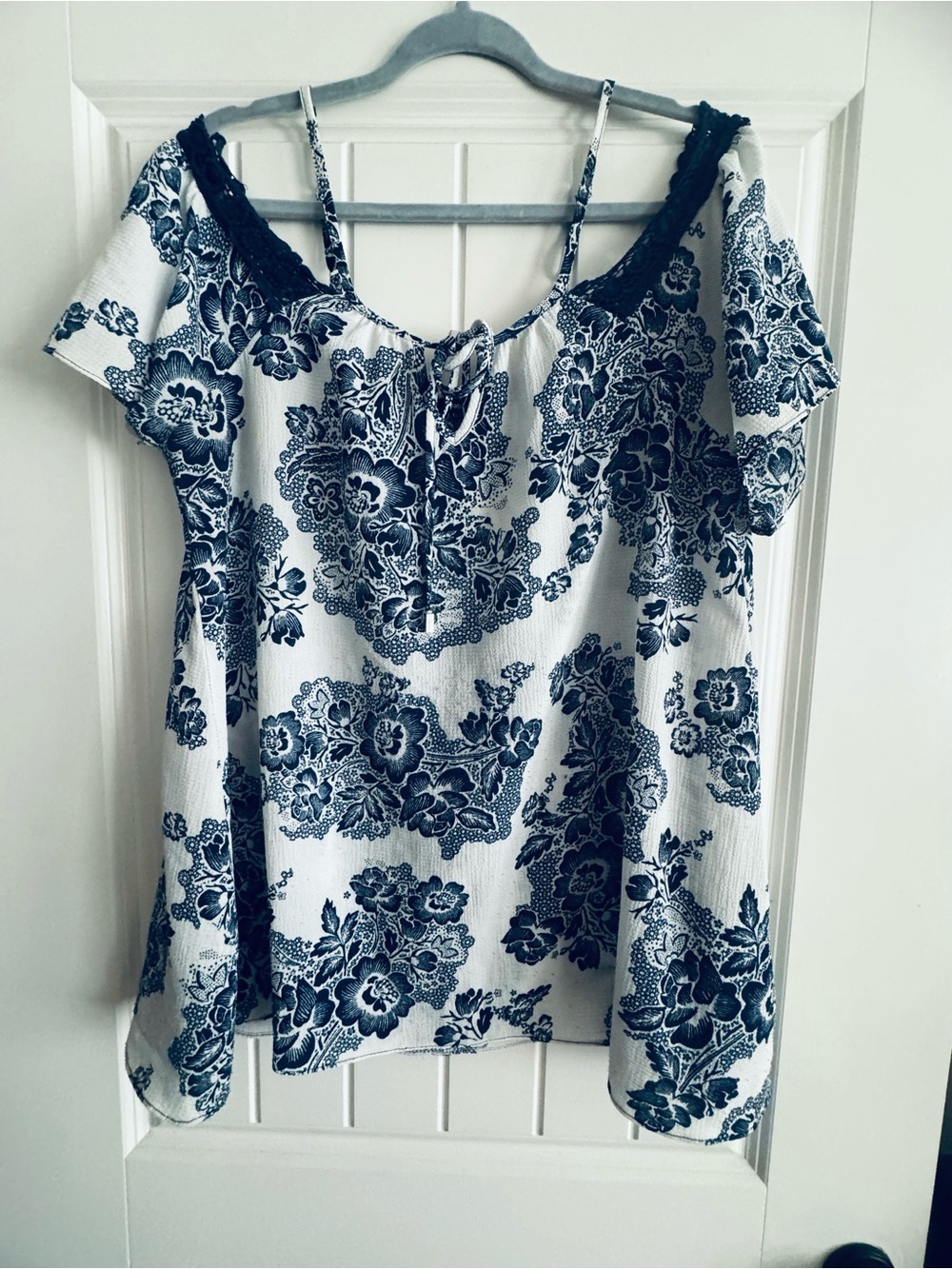 Annabelle White & Navy Floral Lace-Trim Peasant Top